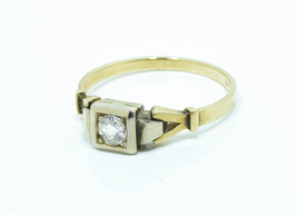 Dámský prsten s bílým zlatem a zirkonem