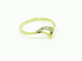 Dímský prsten špička se zdobením z bílého zlata
