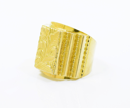 Pánský celozlatý prsten se zdobením